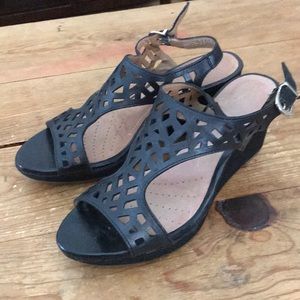Clark’s leather wedge black sandals size 10.